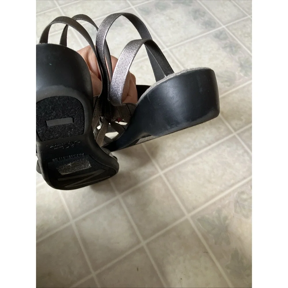 Life Stride True Soft System Wedge Sandals Slingback gray‎ Size 7.5 Pre-Owned